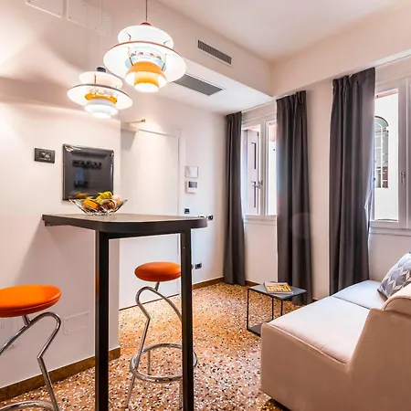 Futurism - Luxury By Design Club Collection Bologna