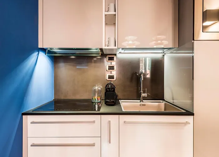 Futurism - Luxury By Design Club Collection * Bologna